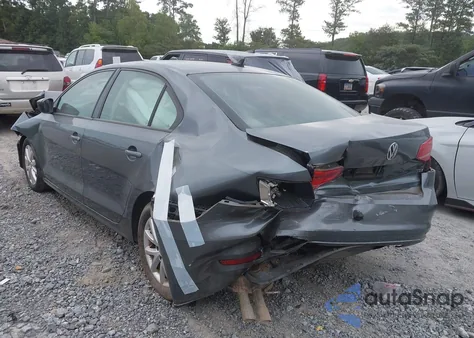 2015 Volkswagen Jetta 1.8T Se из США, поврежденный, VIN 3VWD17AJ3FM241729